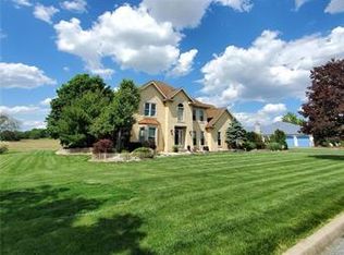 5804 Shows Rd, Bethlehem, PA 18017