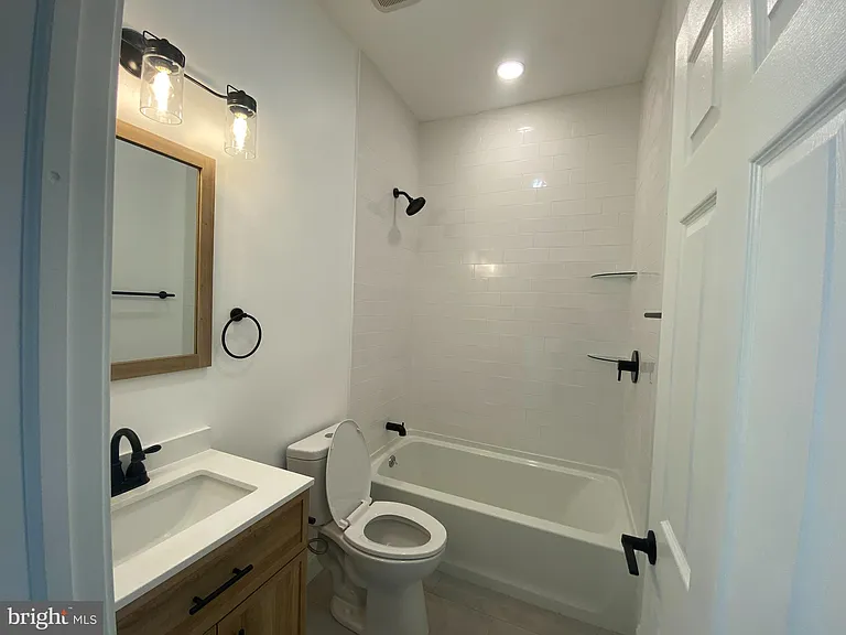 2908 N 13th St #1 — Photo 2