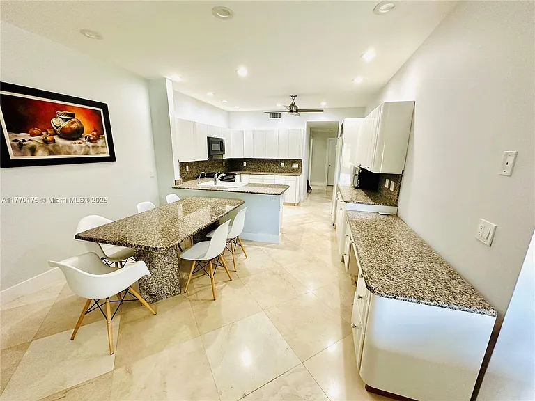 1832 Monte Carlo Way — Photo 12