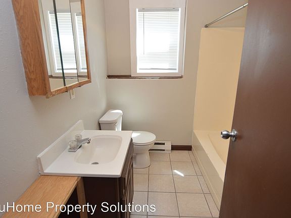 4th image of 119 Cottonwood St #16