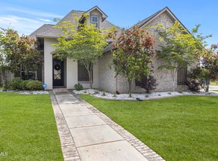 2879 Cypress Creek Dr, Biloxi, MS 39532