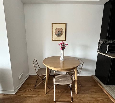 Shared breakfast nook.