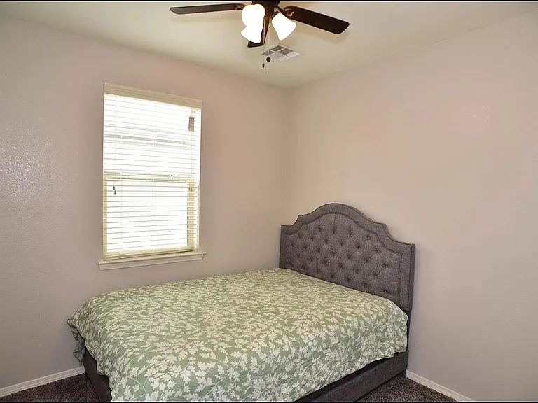 1016 Seahawk Pl — Photo 11