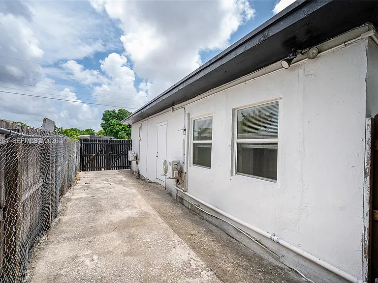 9050 NW 31st Ave #2 — Photo 5