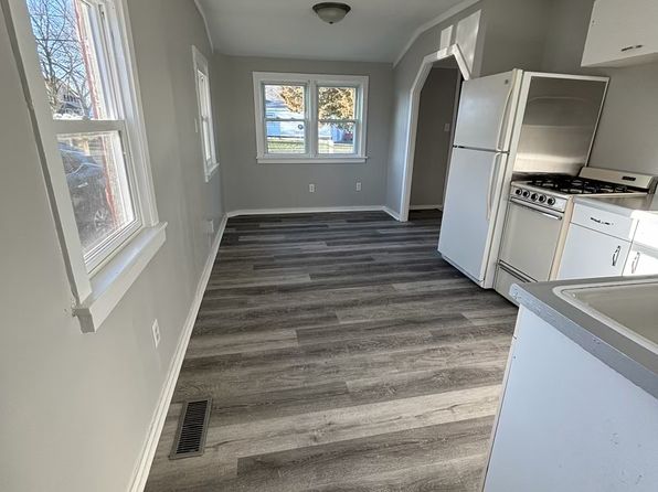 (undisclosed Address)