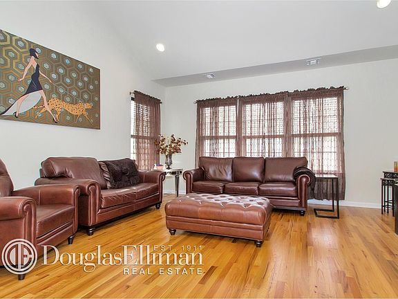 4th image of 118 Smiths Ln