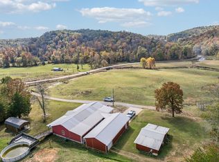 2020 Hubbard Dr, Clifton, TN 38425