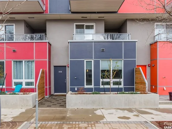 418 C AVENUE S, Saskatoon, SK S7M 1N6