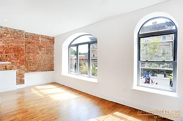 Sold by aptsandlofts.com