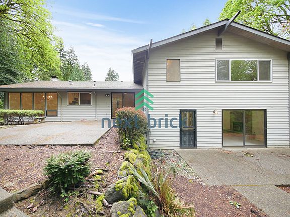 2nd image of 14469 NE 12th Pl