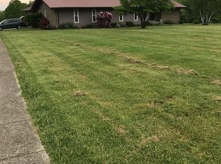 321 Bourbon Acres Rd, Paris, KY 40361