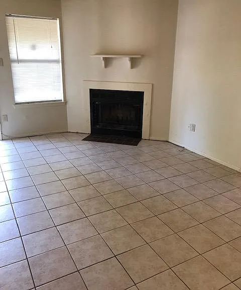 3135 Toulon Dr #D — Photo 1