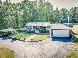 446 Waverly Hills Rd, Grant, AL 35747