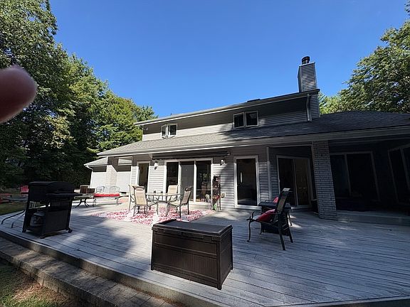 5th image of 321 Westerly Cir