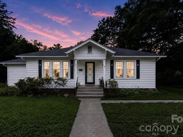 196 E French Broad St, Brevard, NC 28712