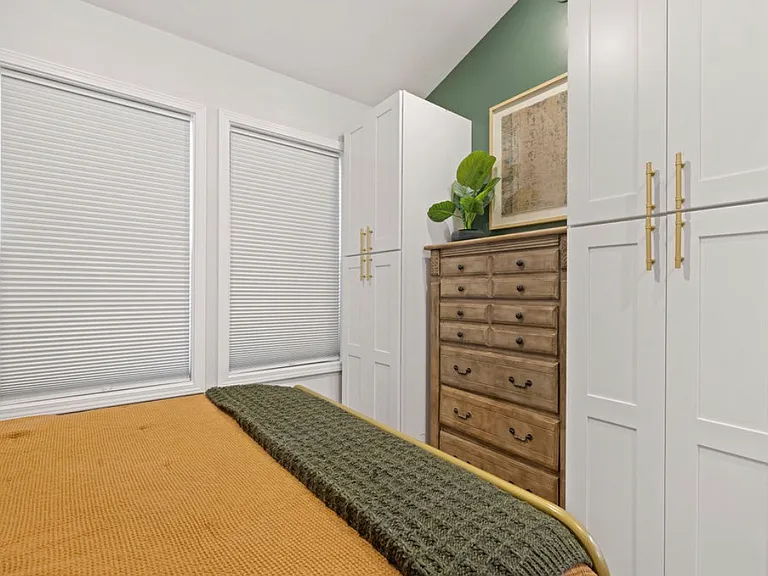 2638 Clark St #100 — Photo 10