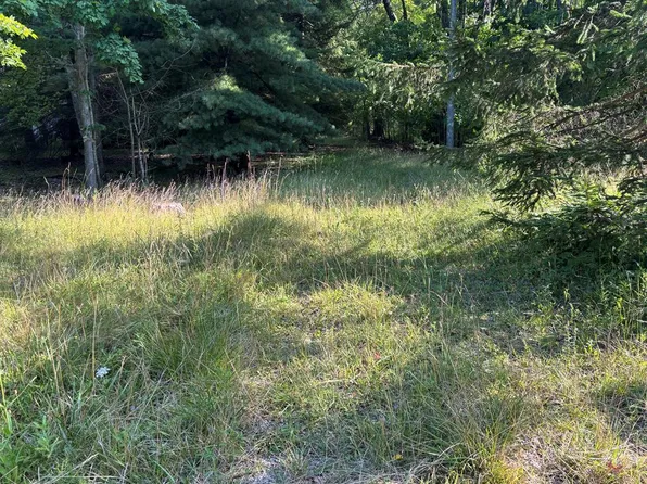 177 Brumbaugh Ln, Seneca, PA 16346