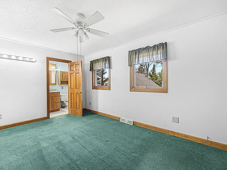 2301 E Lake Mitchell Dr #1 — Photo 11