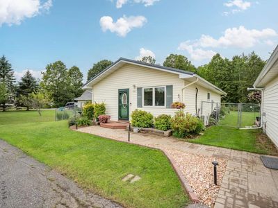106 Parkwood Dr, Wrenshall, MN, 55797