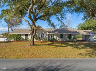 479 Wahoo Rd, Panama City Beach, FL 32408