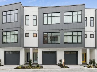 177 175a St #19, Surrey, BC V3Z1L1