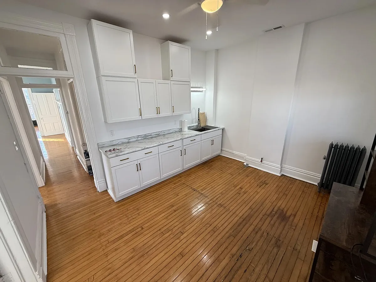 Building Photo - 512 Market St #512