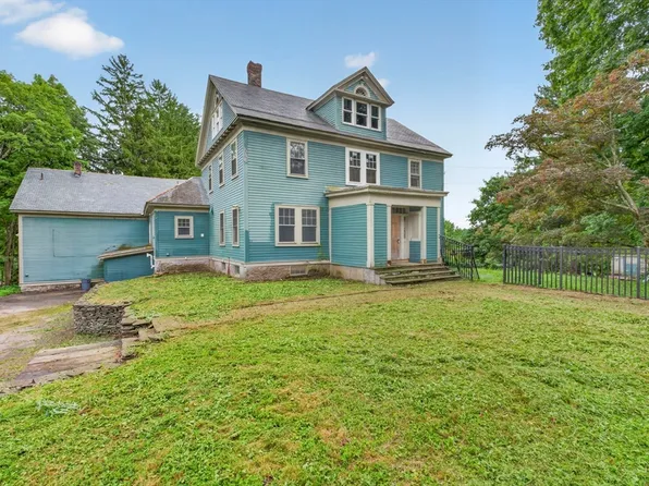 35 Leominster Rd, Lunenburg, MA 01462