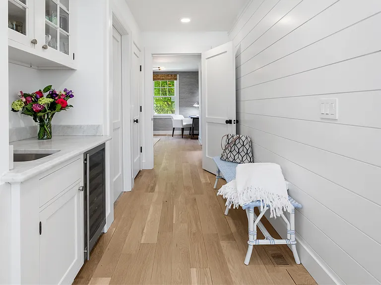 81 Leos Ln — Photo 14