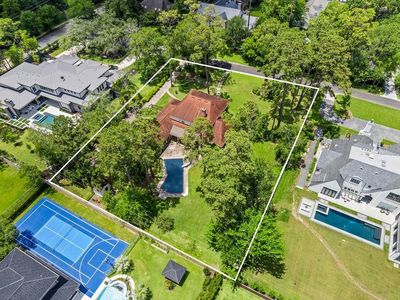 7 Tokeneke Trail, Houston, TX, 77024