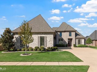 601 Corinth Cir, Bossier City, LA 71111