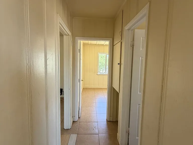 P156 — Photo 25
