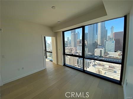 4th image of 400 S Broadway Ave APT 2710
