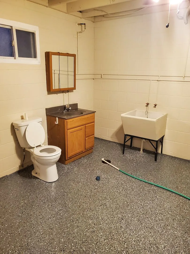 2 Bedroom, 1.5 Bath Duplex in Clinton, IA — Photo 4