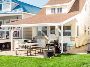 8546 Gardenier Ln, Sodus point, NY 14555