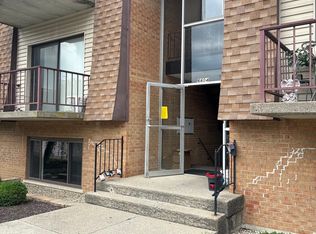 6604 Hearne Rd APT 49, Cincinnati, OH 45248