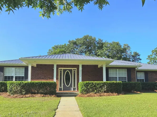 22054 S Stoddard St, Robertsdale, AL 36567