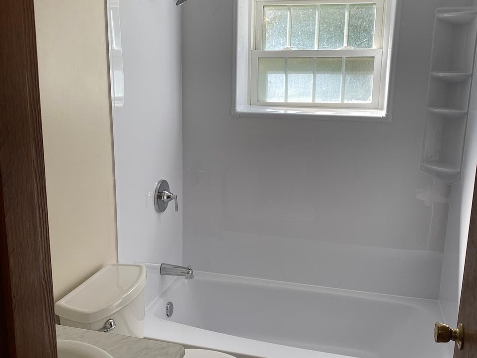 21 Adams Ave Groton, MA Zillow Apartments for Rent in Groton