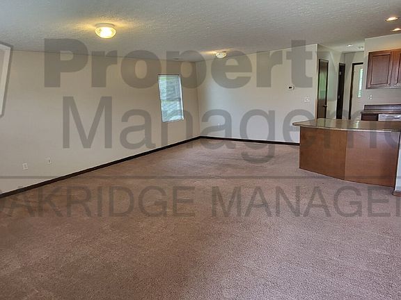 3rd image of 740 Meadow Glen Ave