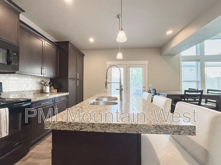 12702 S Stone Heights Dr — Photo 12