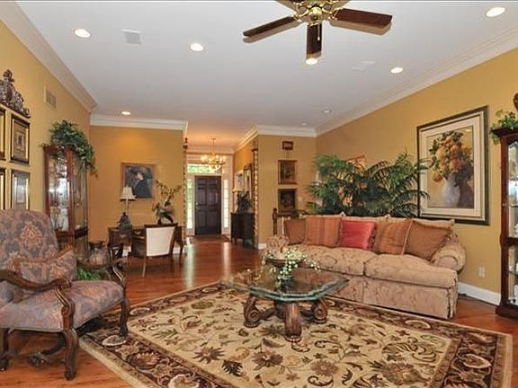 5th image of 5224 Sandra Dr