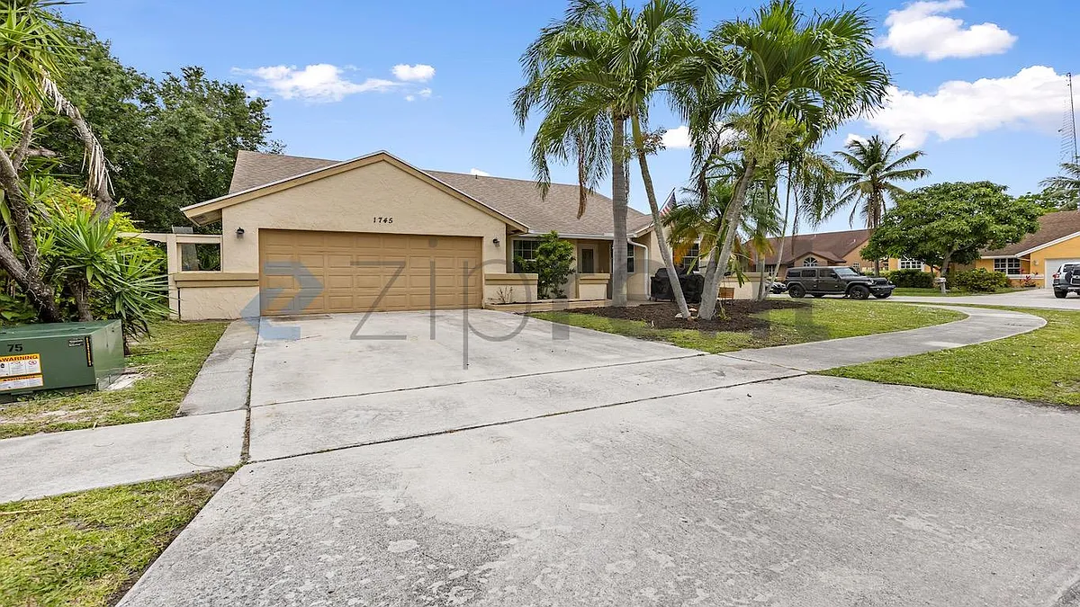 Building Photo - 1745 Banyan Creek Ct