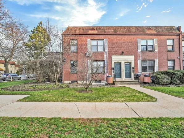 70-04 136th Street #A, Flushing, NY 11367