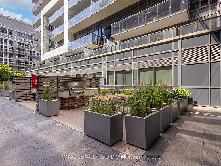 1030 King St W #435 — Photo 36