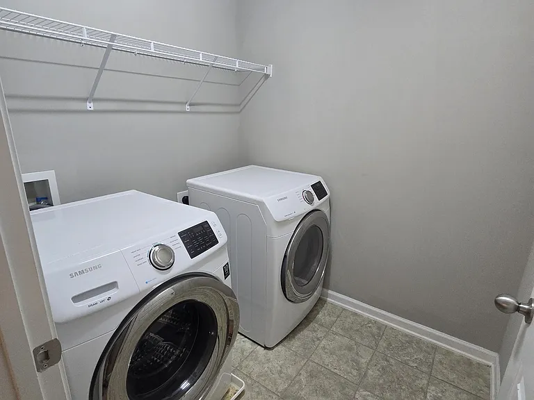 3917 Valley Side Ct — Photo 30