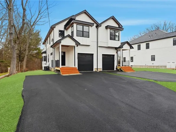 138 Fisher St #A, Attleboro, MA 02703
