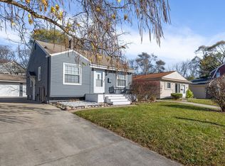 1183 E Forteen Mile Rd, Birmingham, MI 48009