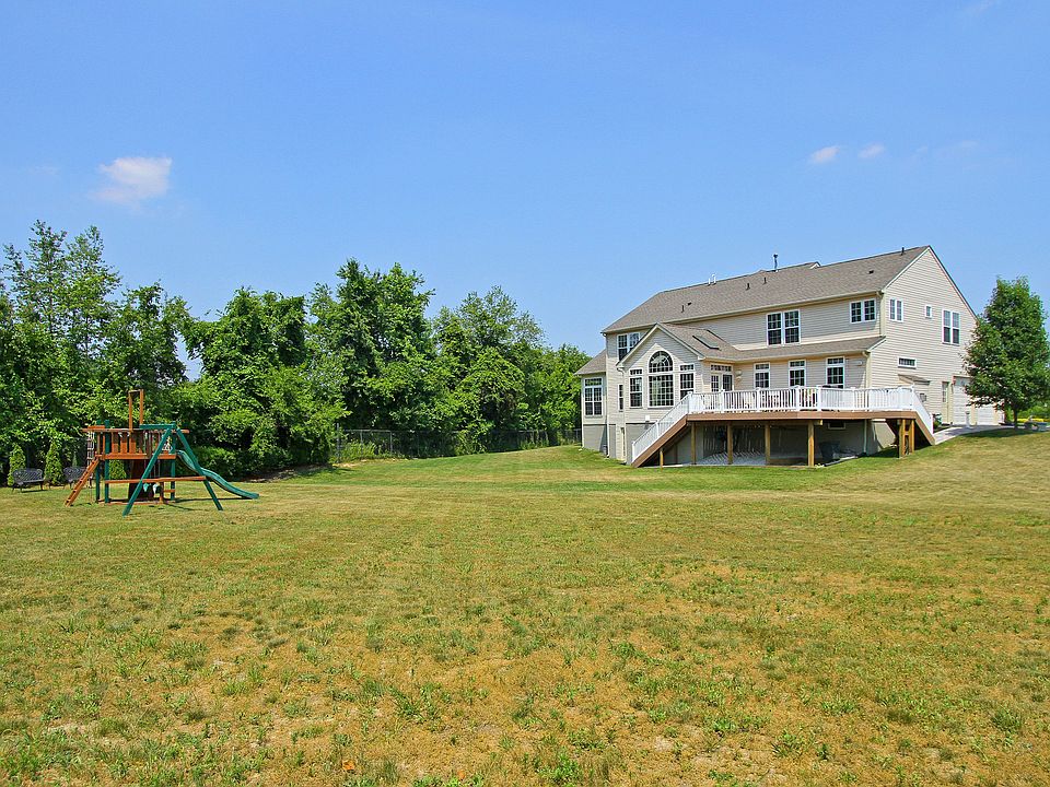 1st image of 222 Dillons Ln