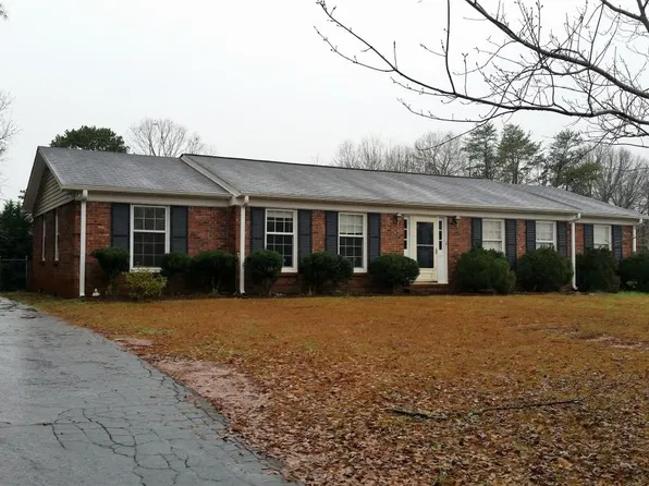 23 Wedgefield Dr #A, Boiling Springs, SC 29316