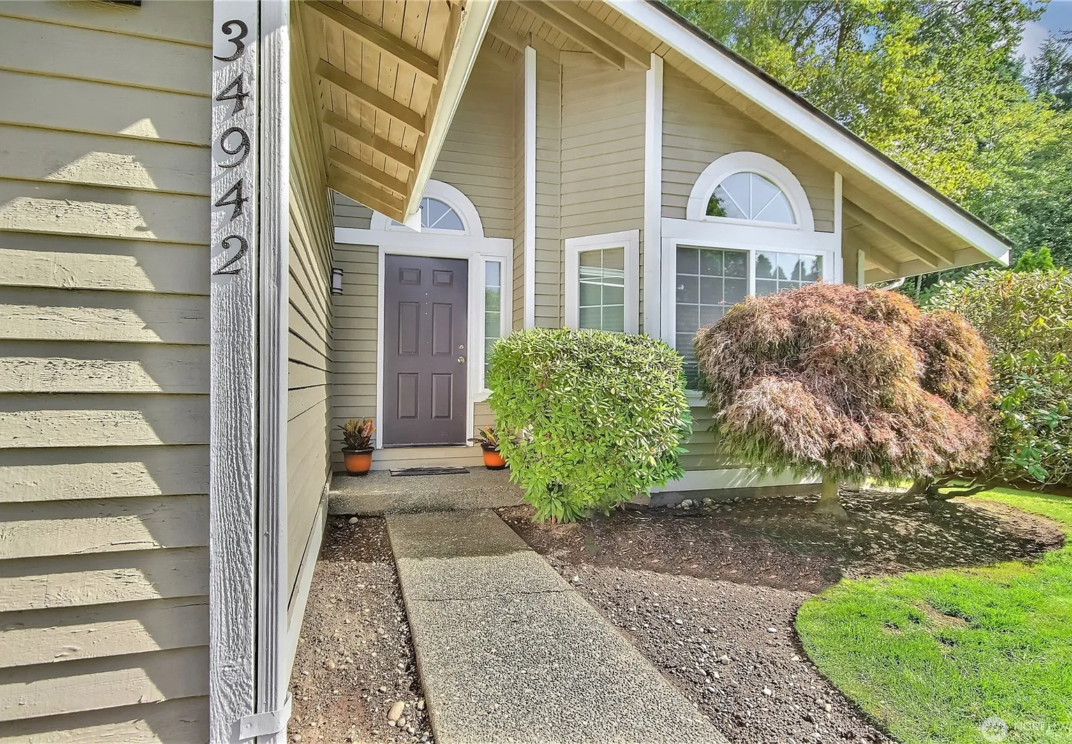 3 bed, 2.5 bath, 1640 sqft, $3,150 — Photo 3