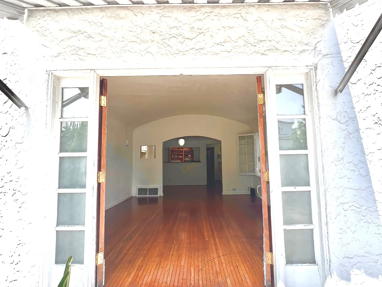 2 bed, 2000 sqft, $4,800 — Photo 4